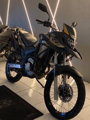 HONDA XRE 300 ABS HONDA XRE 300 ABS